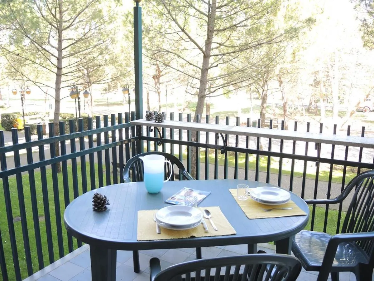 Flat In Residence With Swimming Pool And Balcony Bibione