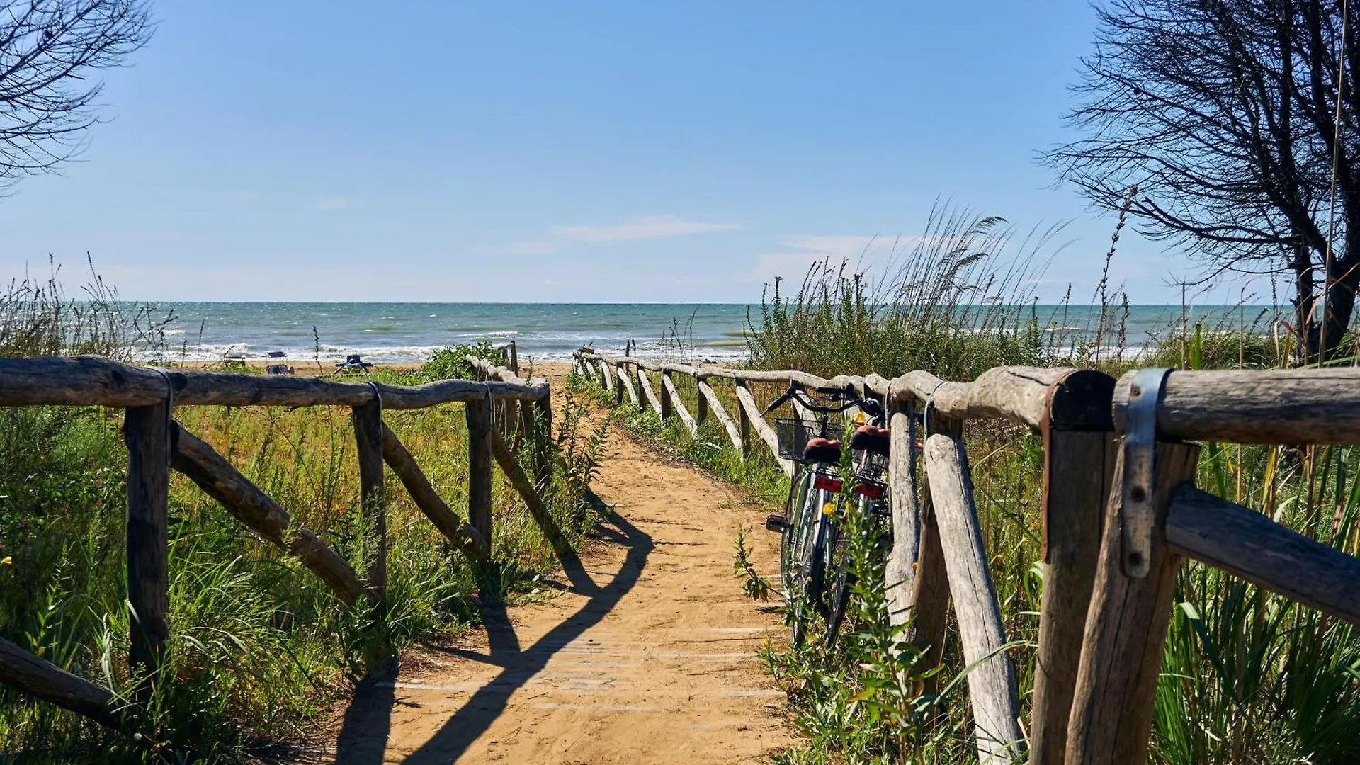 Flat In Residence With Swimming Pool And Balcony Bibione Itálie