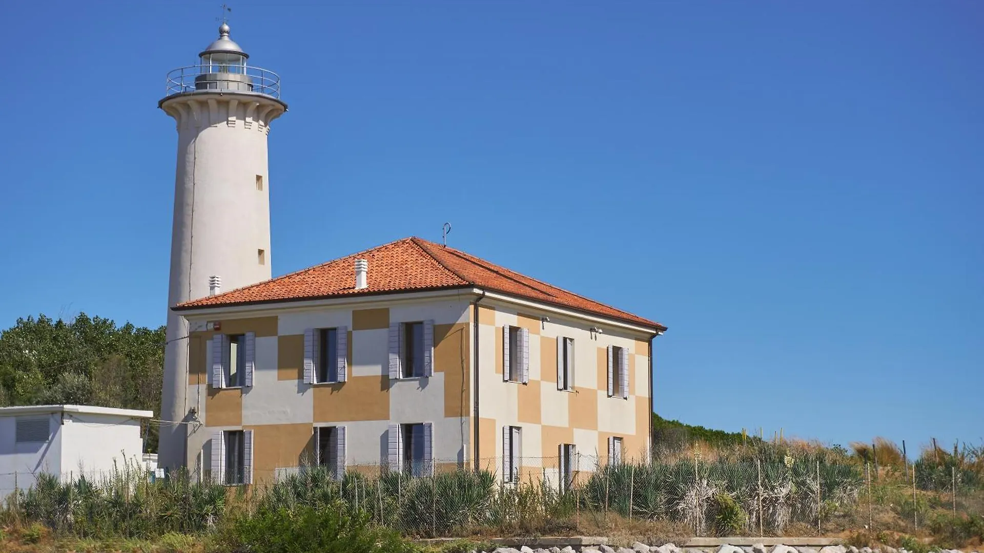 Flat In Residence With Swimming Pool And Balcony Bibione Apartment